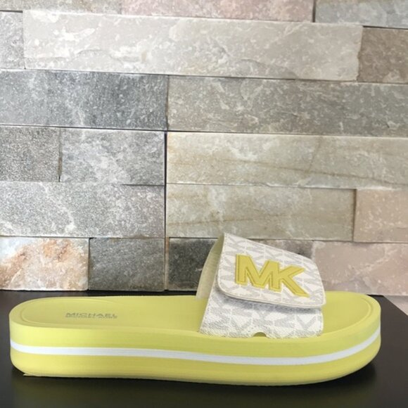 MICHAEL Michael Kors Logo Platform Slide Sandal - Picture 4 of 7